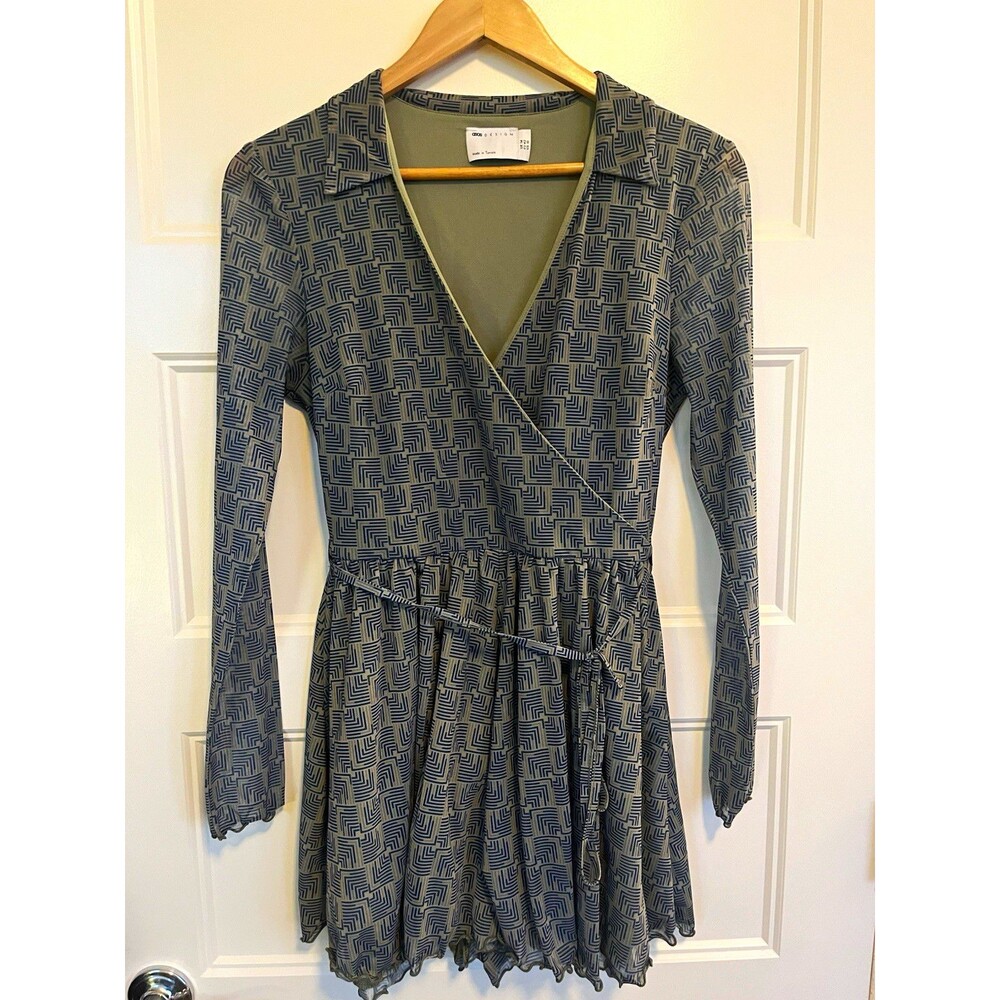 ASOS DESIGN Green/Blue Geometric Romper Long Sleeve V-Neck Tie Ruffle Short 10